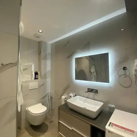 Saranda Holiday Apartment 아파트
