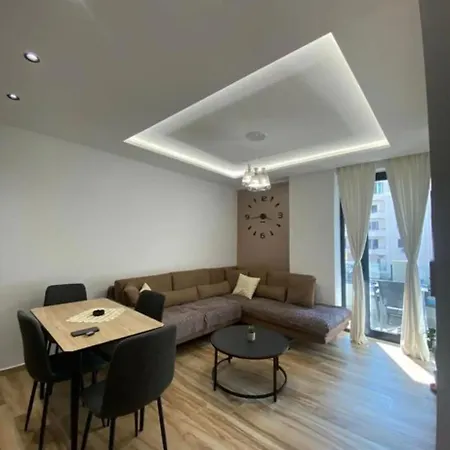 Saranda Holiday Apartment 아파트 *